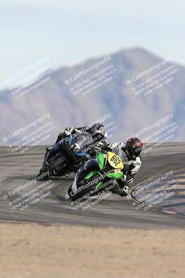 media/Nov-16-2025-Race Pace (Sun) [[8c5fa54630]]/Verified Riders/8-Turn 12 (120pm)/